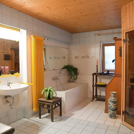 Haus Burgblick Balkonzimmer *